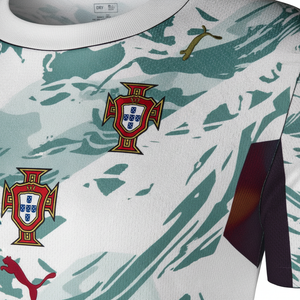 Close Up Ronaldo Kit